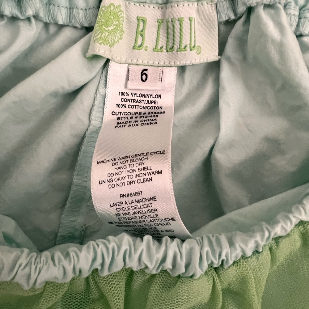 B. Lulu Tanktop and skirt in blue and green. Size 6 - Picture 8 of 8